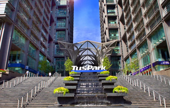 VOTFxGZqSv9O4GyEtEySfYoIXFYmdZPPWX5C8g1f