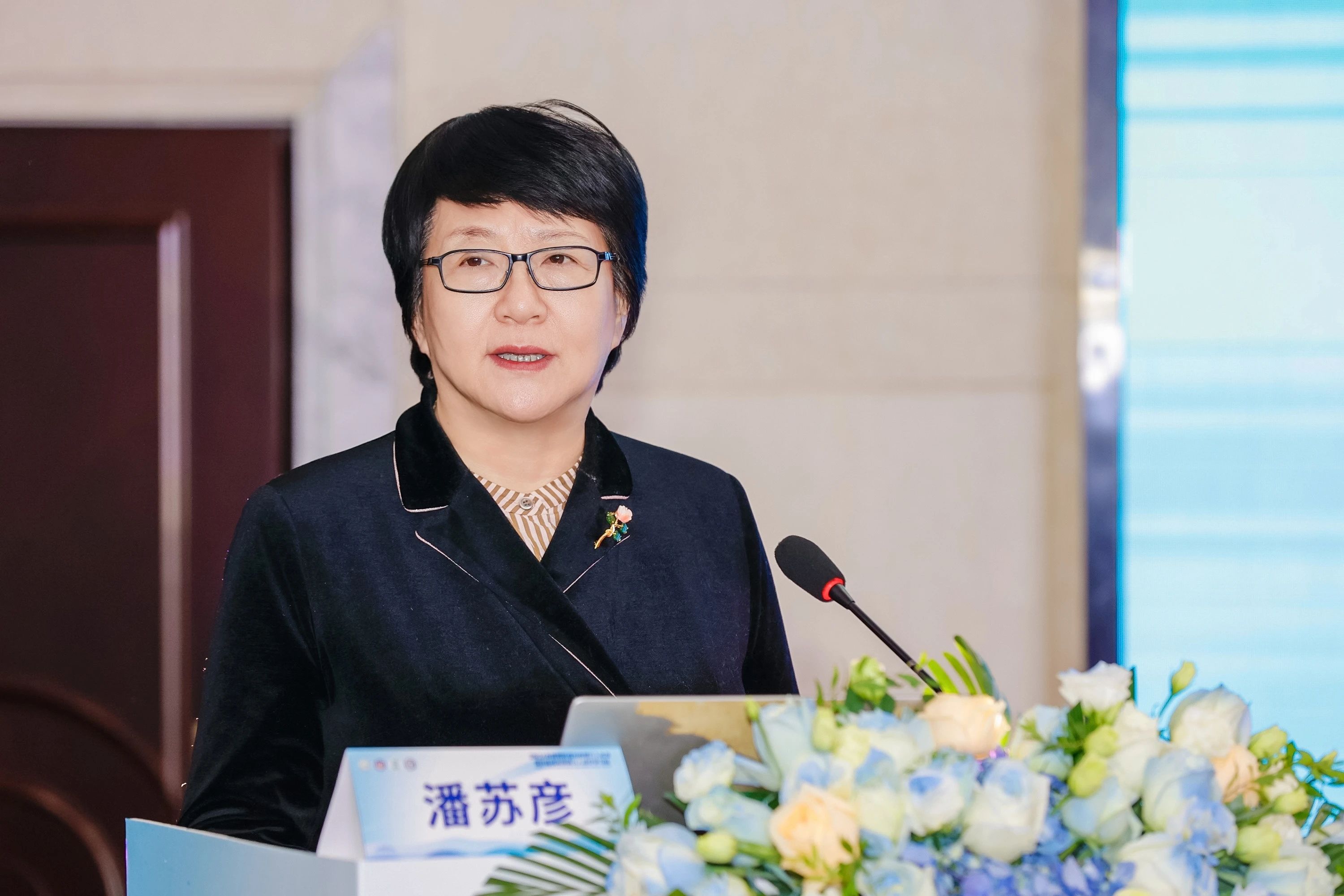 rKnRRNBDqbEBrjfrElTpEDvMUErWLi99Ok9Tat0O