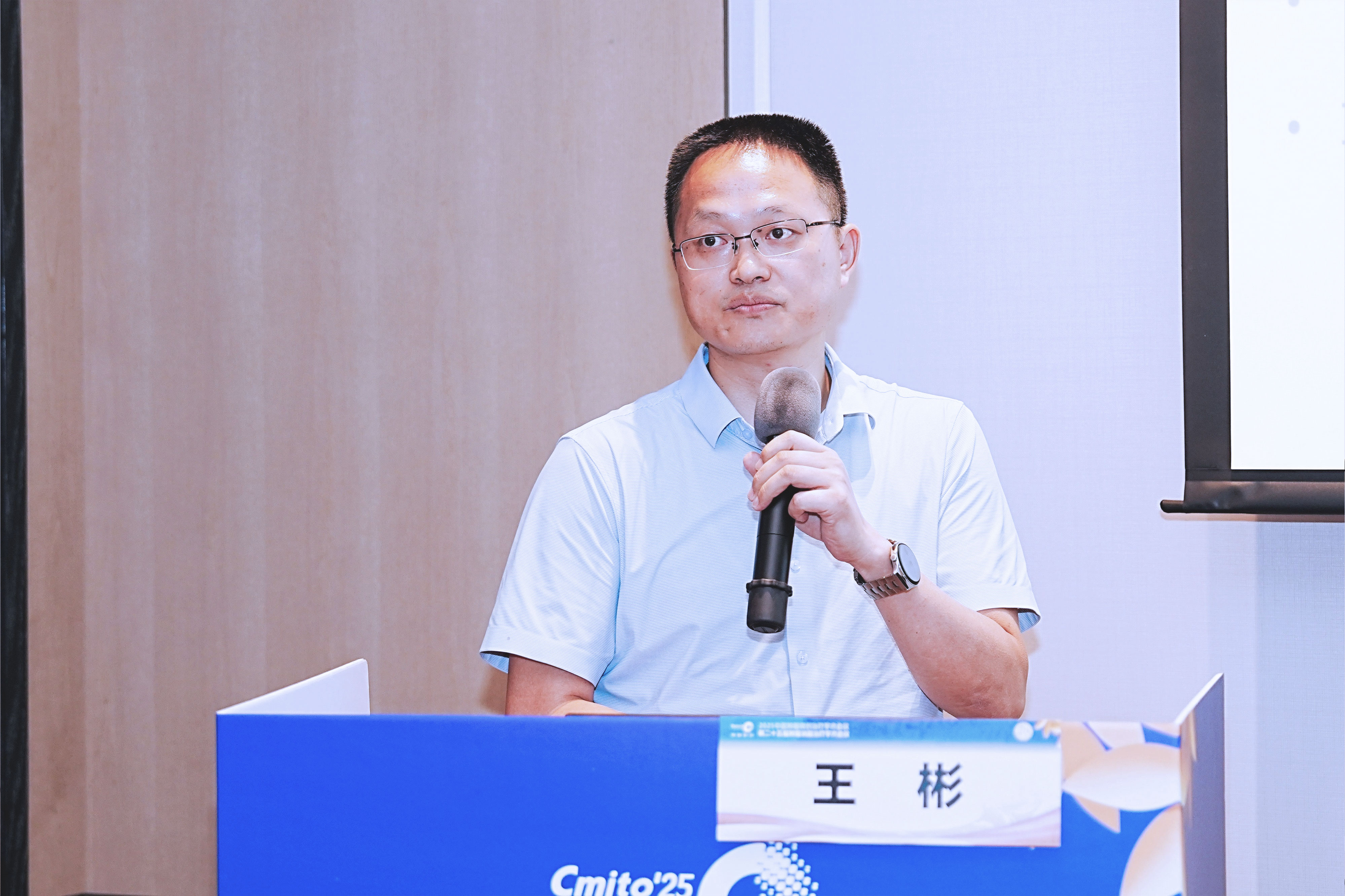 qUfpKWLGOzYDJD4VpbxnuX1jsmDjoUUdmNlMvcBc